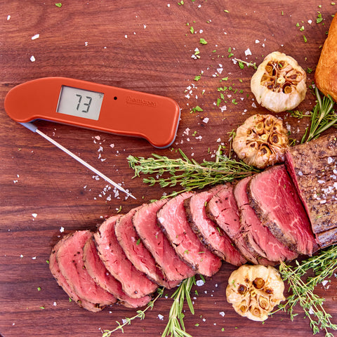 ThermoWorks Thermapen ONE IP67 waterproof design for busy kitchens