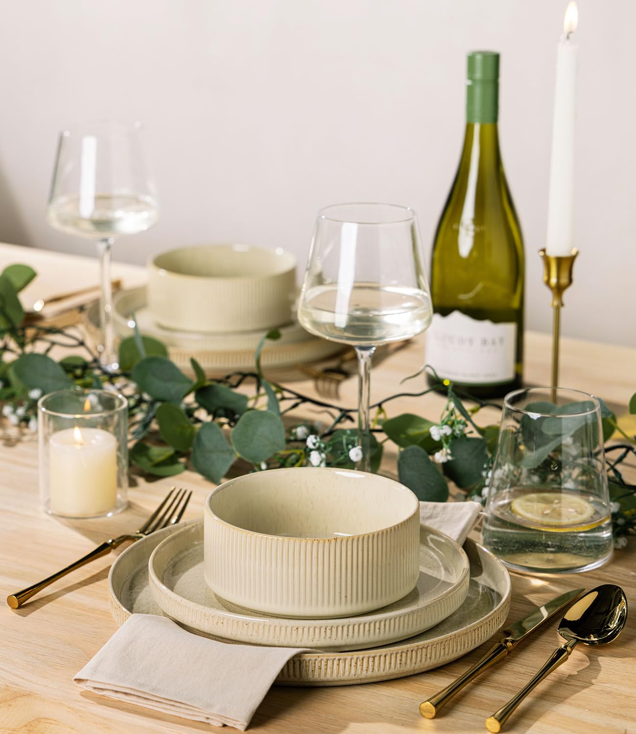 TheTerra oven-safe porcelain dinnerware ready for cooking and reheating