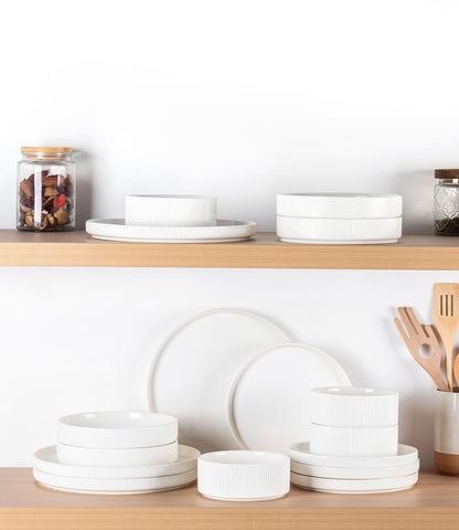 TheTerra plate in oven safe use demonstrates versatile kitchen performance.