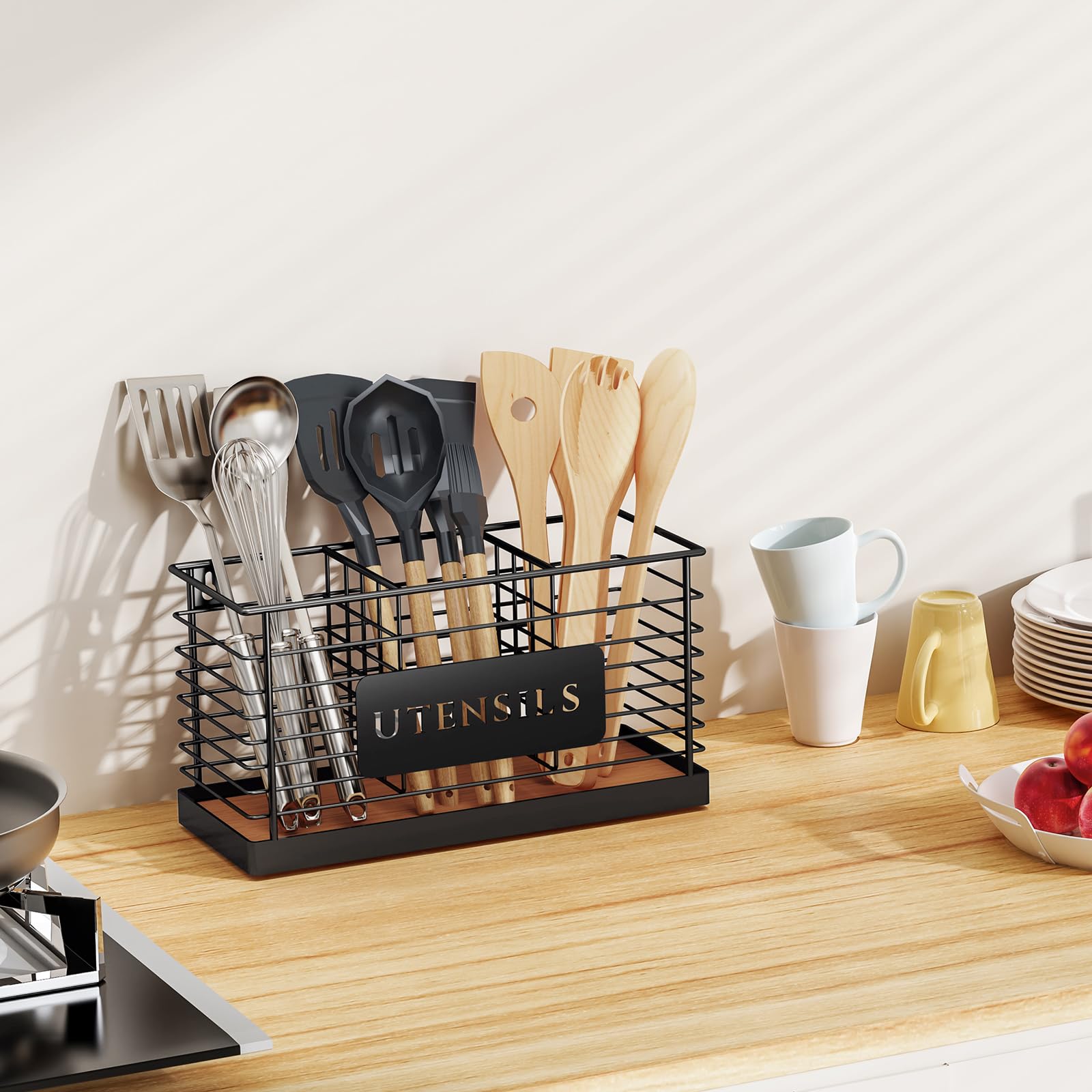 THYGIFTREE matte black metal with wood base for durable daily use
