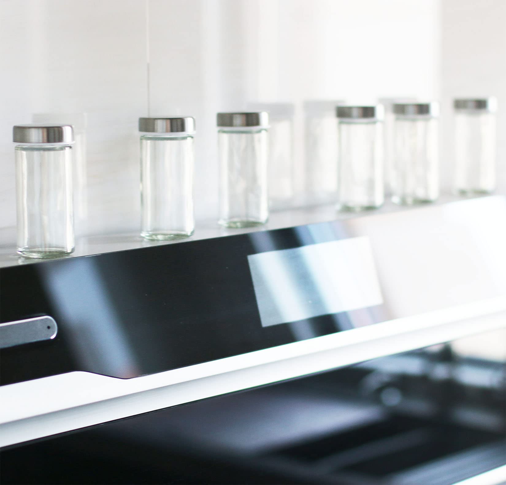 Premium Tianifa containers add a stylish touch to kitchen decor.