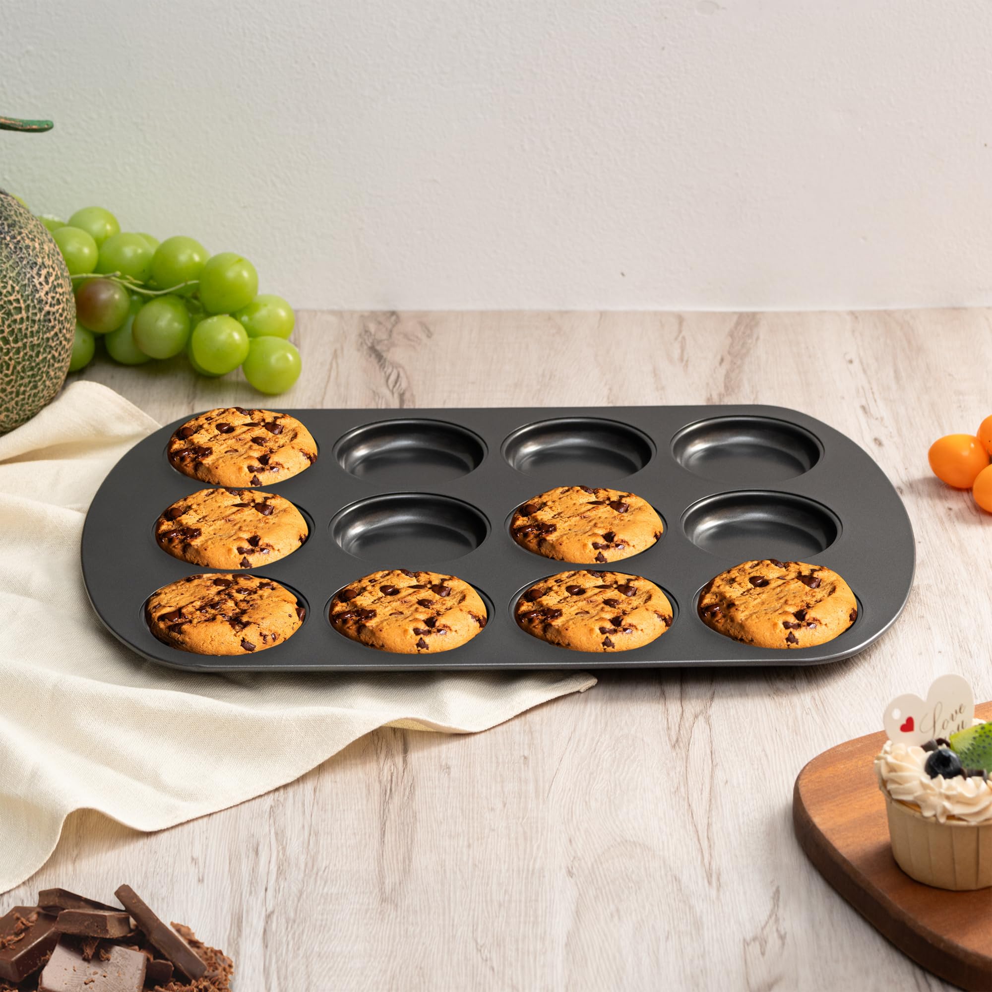 Tiawudi gift-ready muffin top pan package, ideal for bakers.