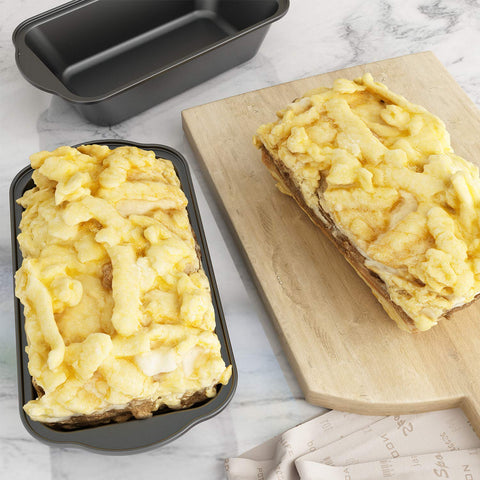 Tiawudi loaf pan is oven-safe up to 450 degrees Fahrenheit for bread or meatloaf.