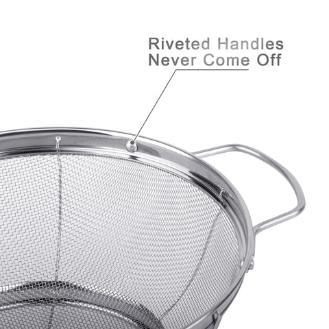Tiawudi riveted-handle colander demonstrating durable grip