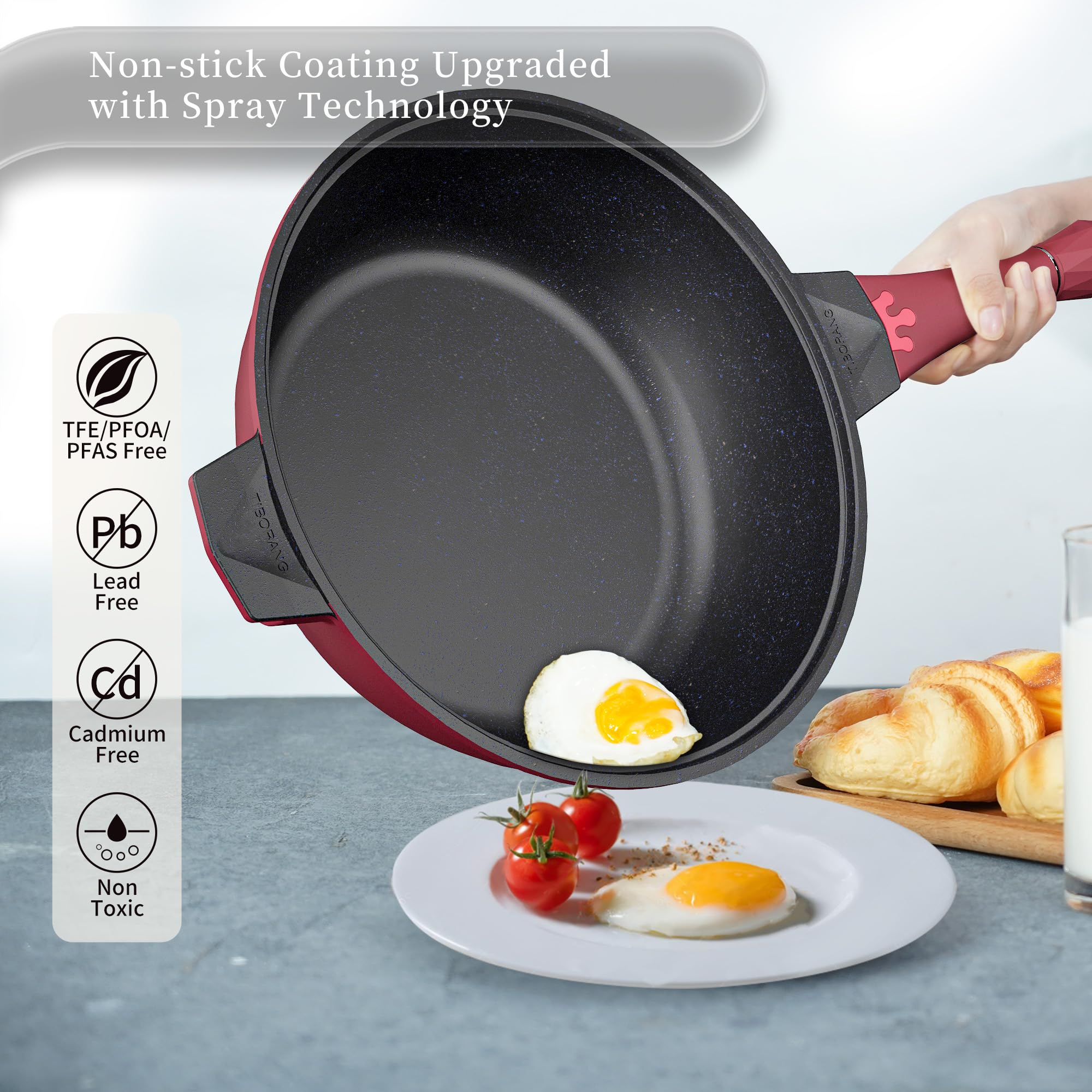 TIBORANG steaming grid insert for gentle steaming and drainage.