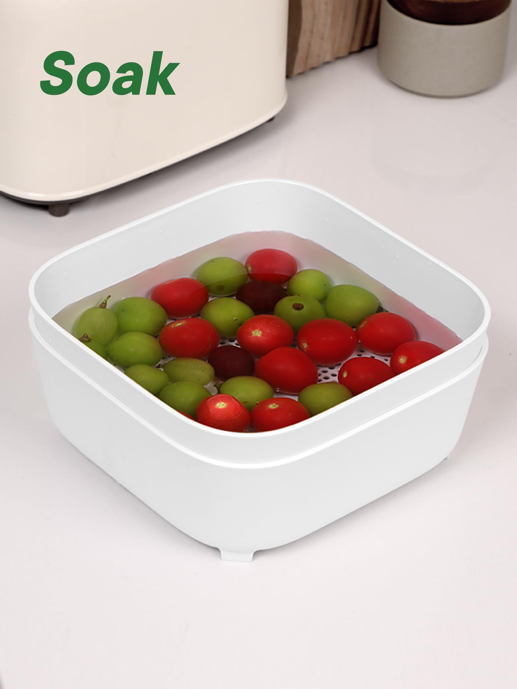 TidyTale pasta colander with 520 holes for fast, thorough draining.