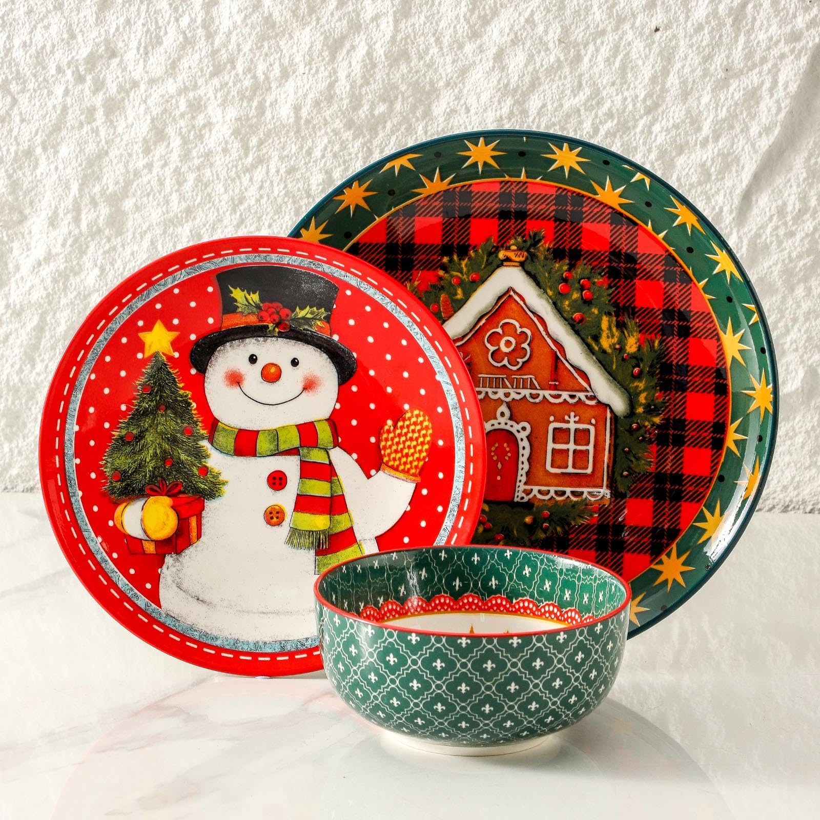 Tikooere Christmas dinnerware decorative pattern enhances festive table decor