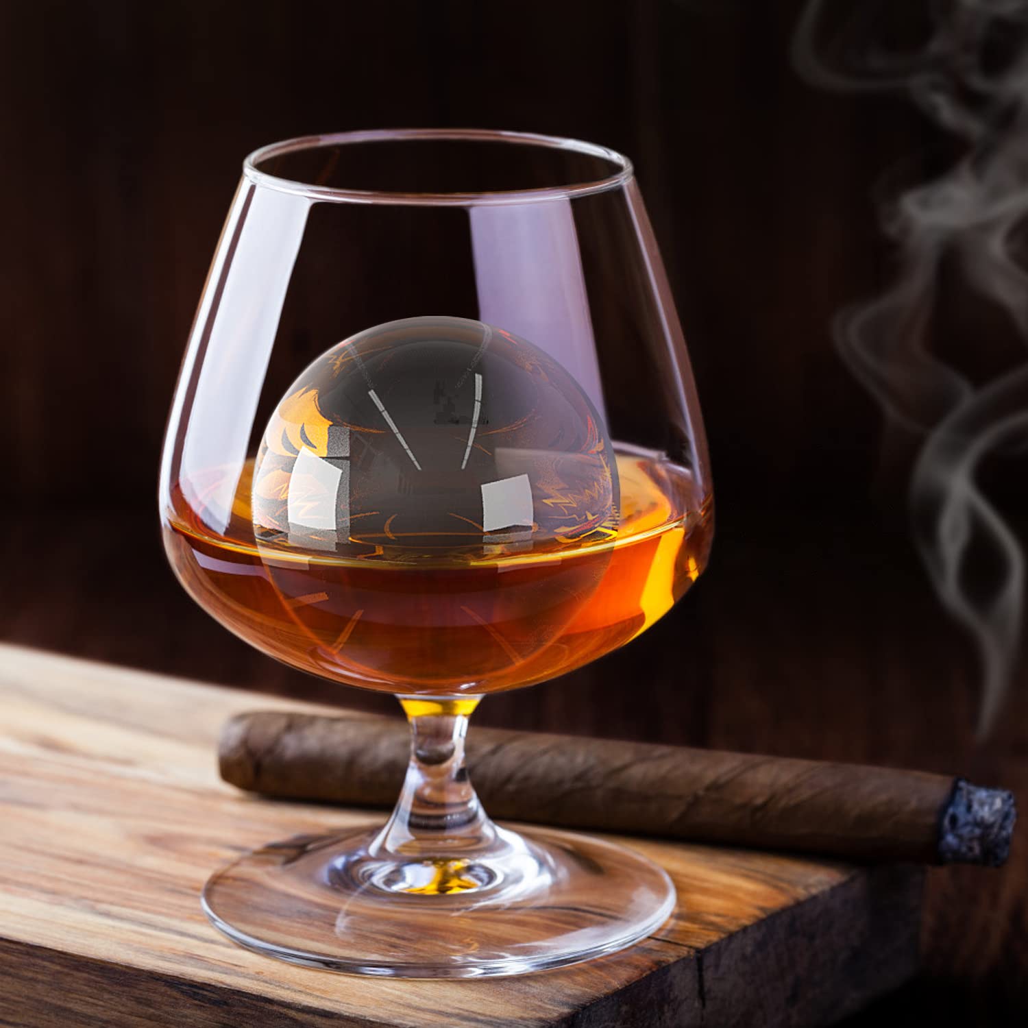 TINANA cocktail whiskey ice tray adds bar-quality ice visuals.