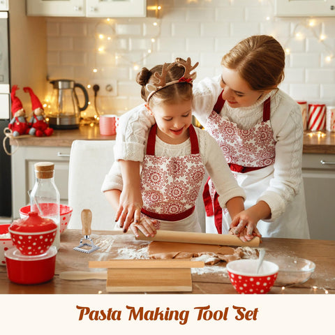 Tioncy pasta roller in sturdy wood for consistent sheets.