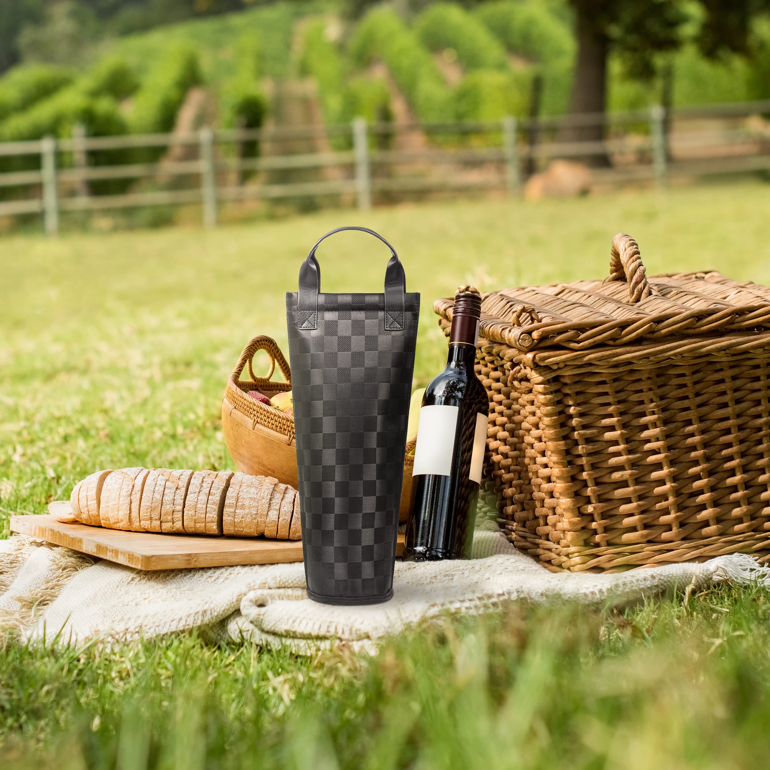Tirrinia gift-wine-lover-bag makes a stylish gift for wine enthusiasts.