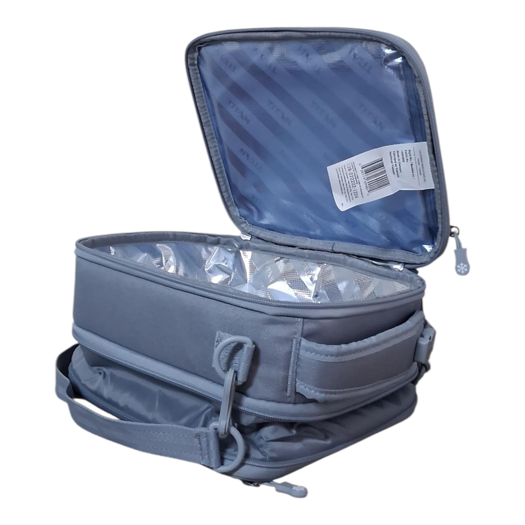 Removable ice walls keep Titan by Arctic Zone meals cold during travel