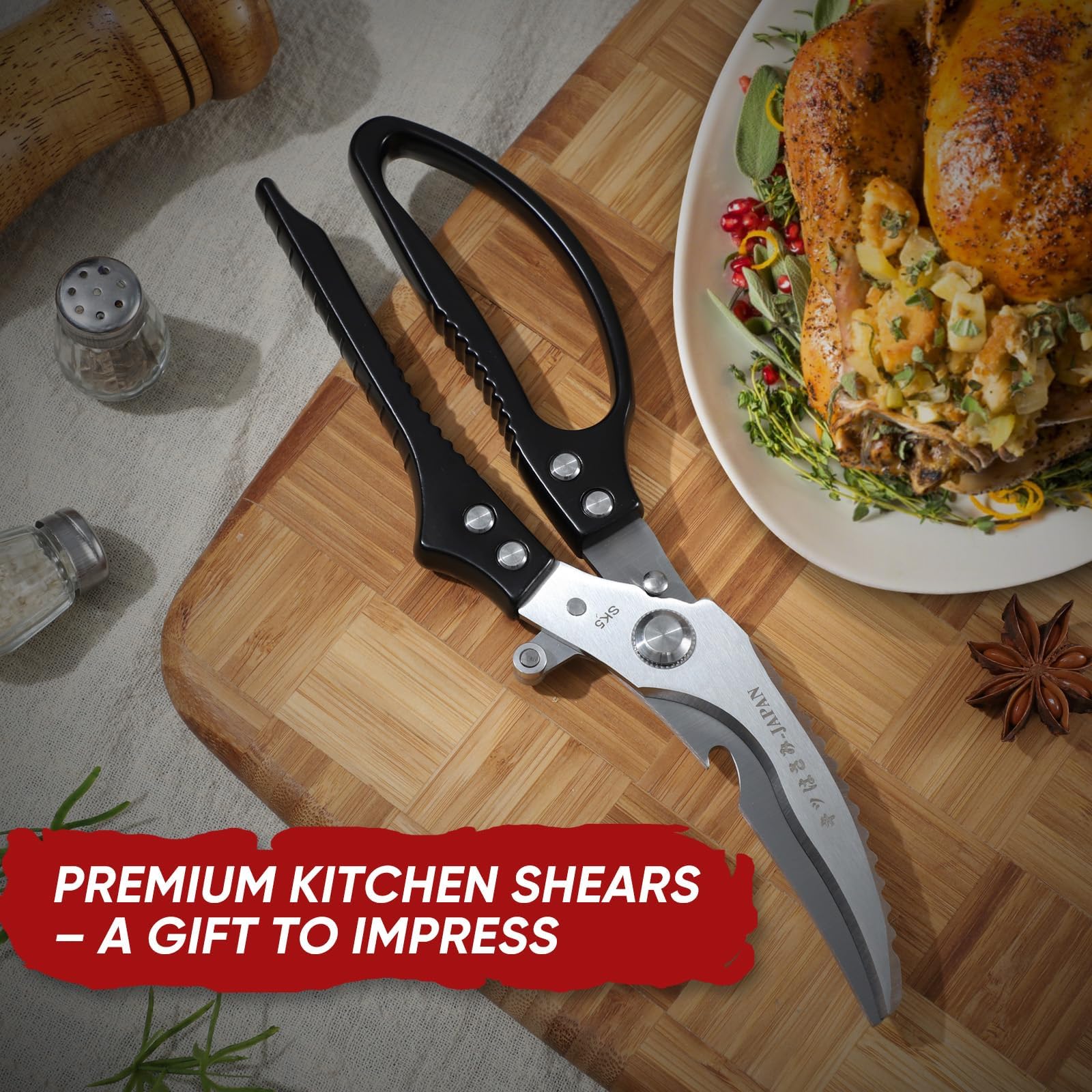 TIVOLI Kitchen Scissors versatile for herbs, vegetables, and seafood.