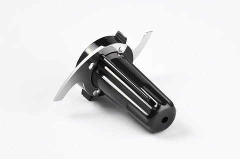Toastmaster TM-61MC safe locking lid prevents operation unless securely closed