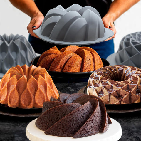 Tongjude silicone bread pans with fluted edges for professional-looking loaves.