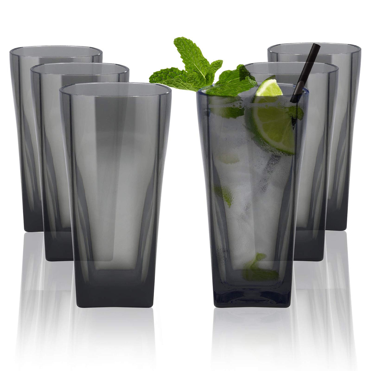 Top-spring 20oz tumbler with glasslike clarity for daily beverages.