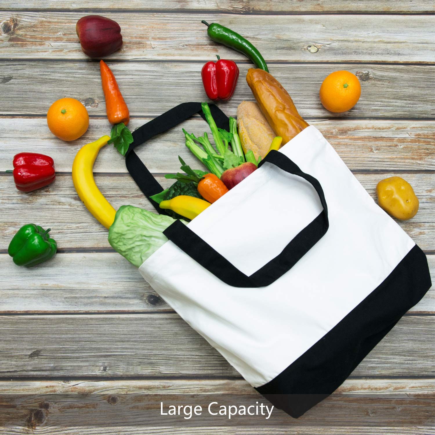 TOPDesign tote ready for beach or picnic, versatile and reusable.