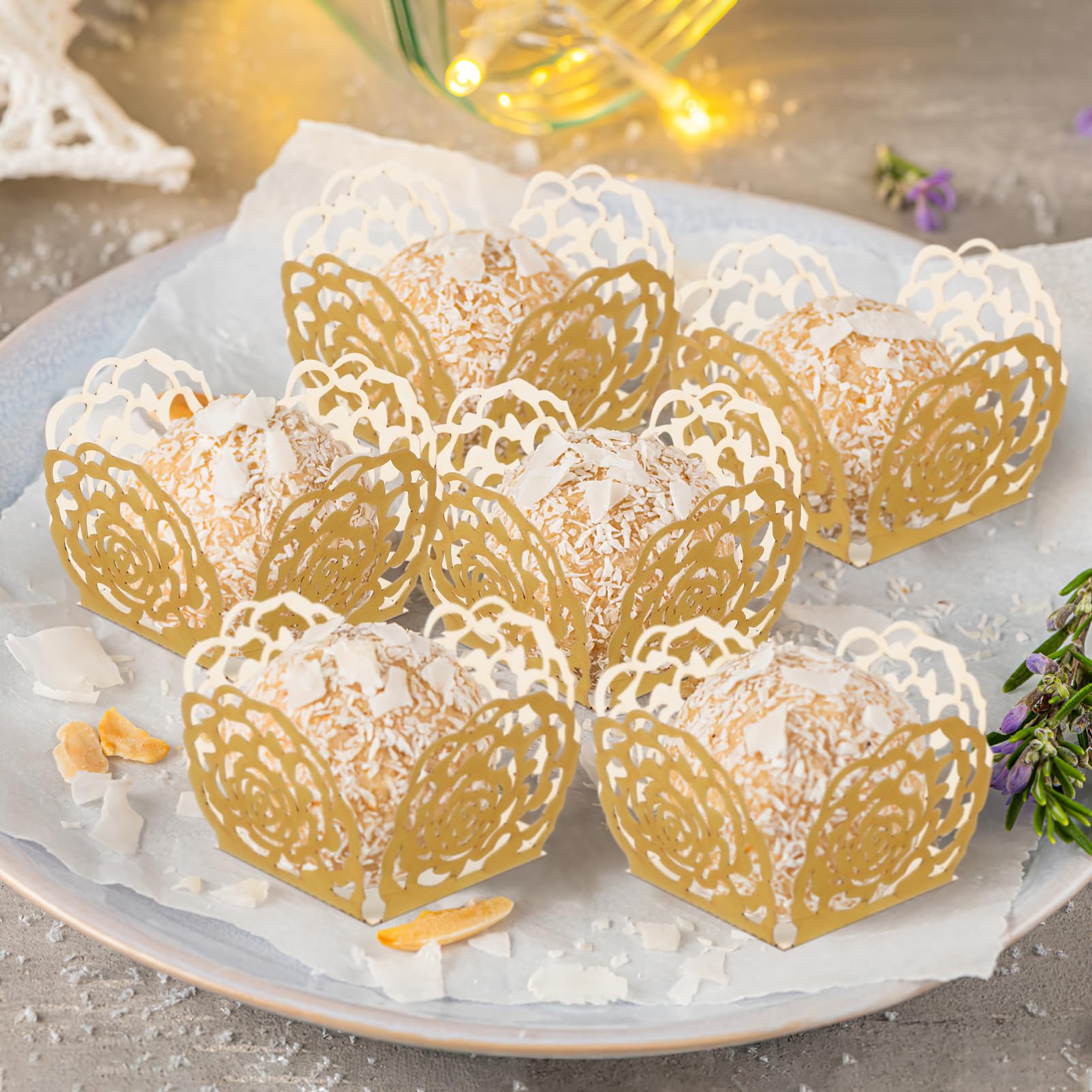 TOPPERFUN decorative cupcake liners for party dessert displays