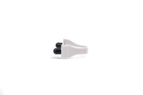 Tops Harold Coffee Tools Filter Separator prevents sticky filters and brewer spills.