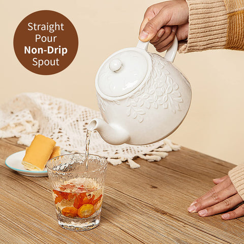 Balanced handle design for comfortable and controlled pouring.