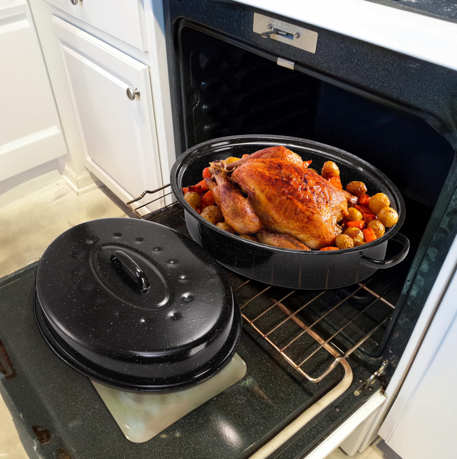 TOPZEA roasting pan with handles — easy lifting and safe transport from oven to table.