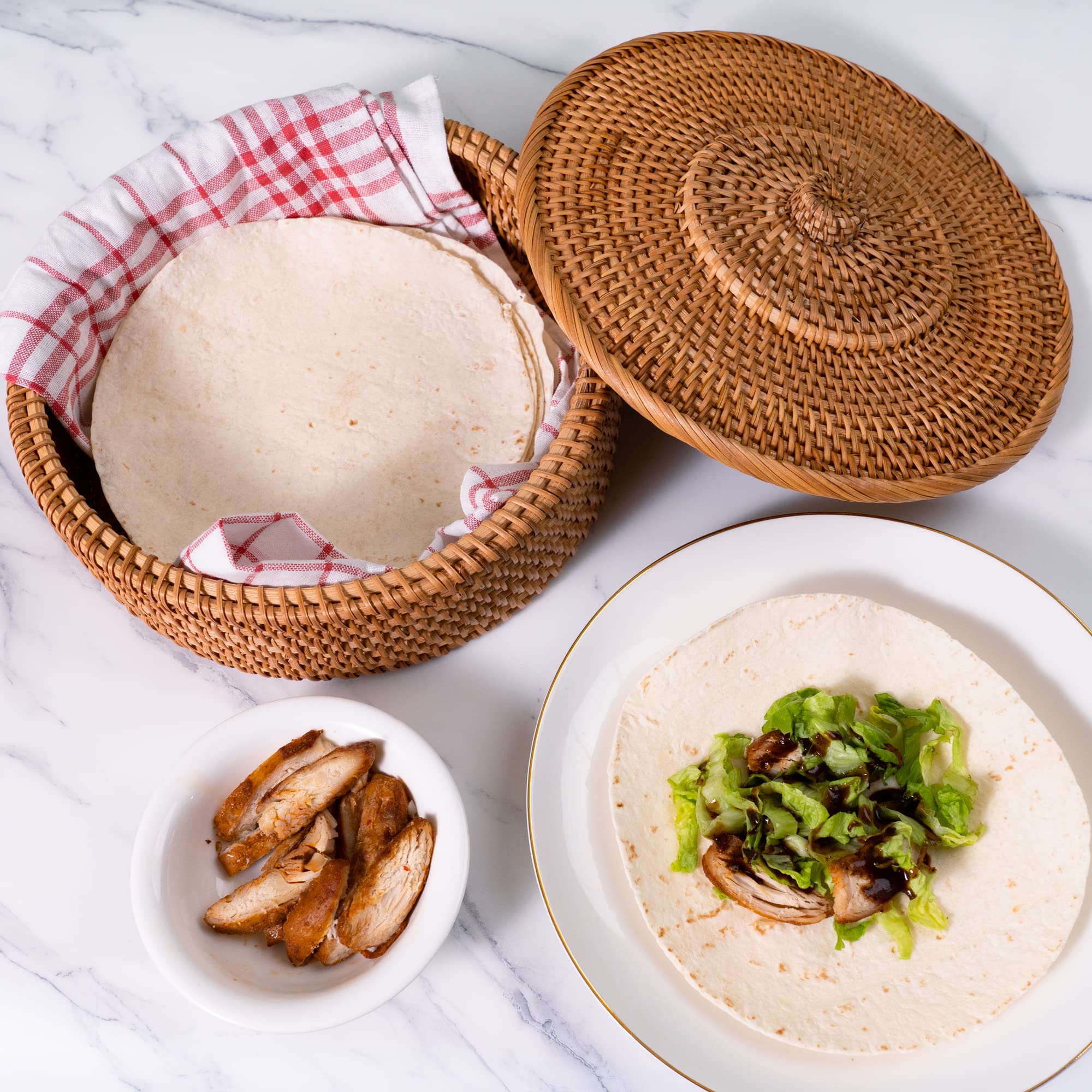 Tortillada 10-inch diameter and 3.5-inch height fitting up to fifteen tortillas.