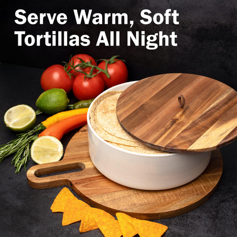 Tortillada wooden lid close-up showing moisture retention design