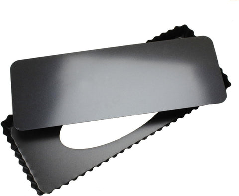 Tosnail quiche pan fluted edge adds bakery style finish to tarts.