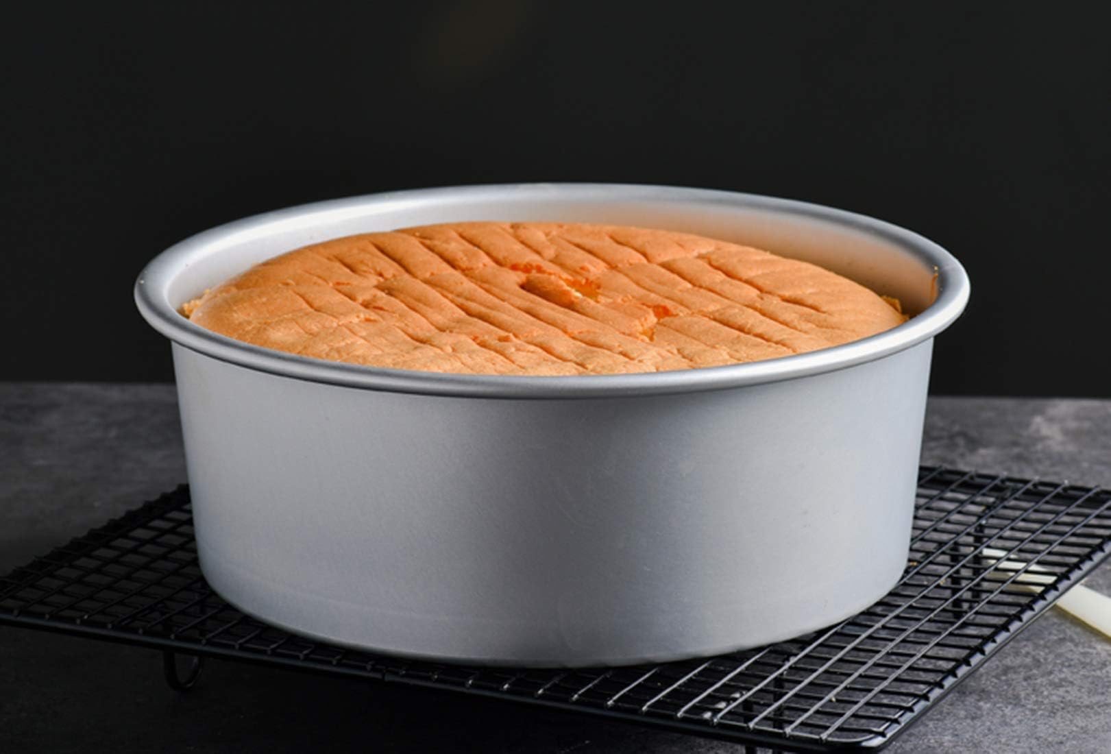Tosnail two-pan set speeds prep and cooling.