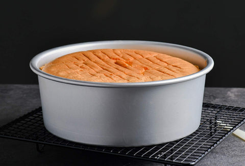 Tosnail two-pan set speeds prep and cooling.