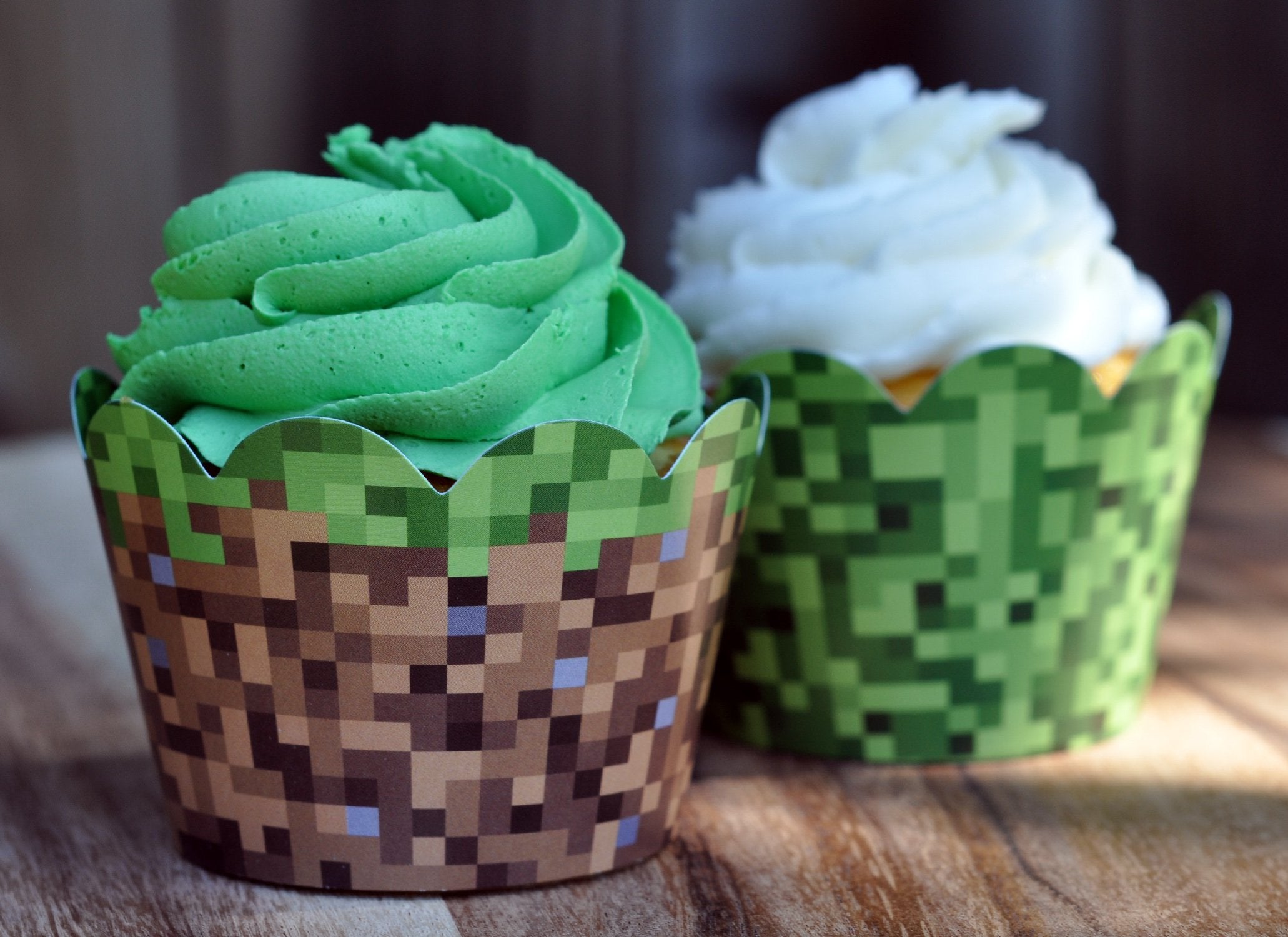 Toula Pixel Grass wrap used as a drink sleeve for multiuse party decor