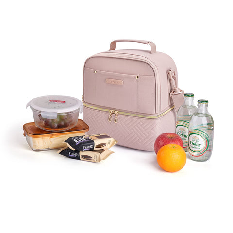 Tourit lunch bag front pocket for small items.