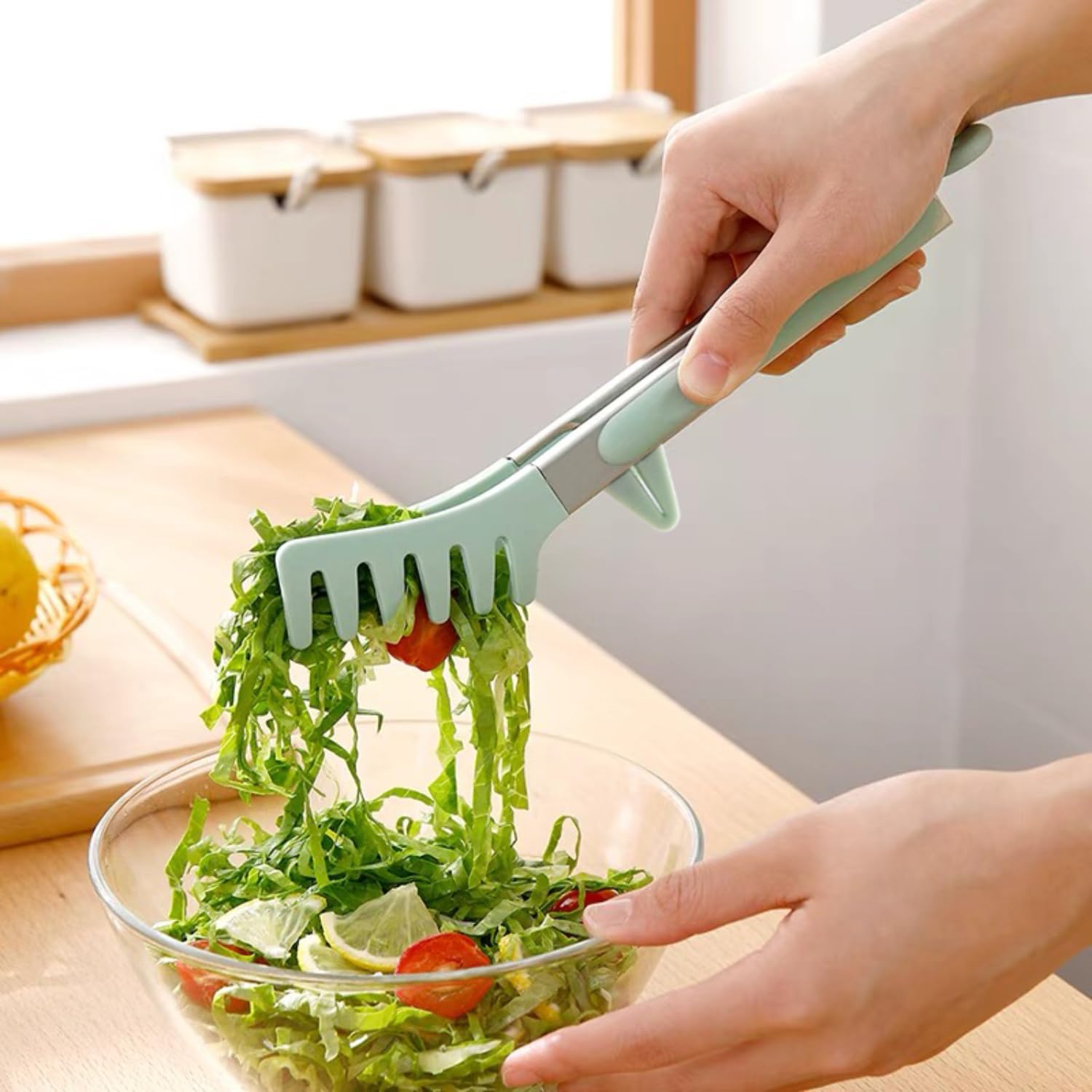 TOWINGO three-piece silicone tong set covers multiple cooking tasks.