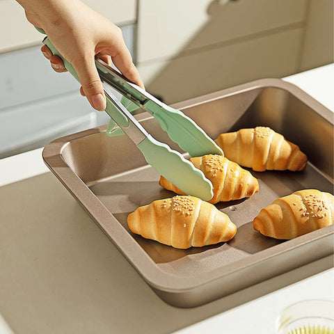 TOWINGO heat-resistant silicone tongs tolerate high heat up to 600°F.