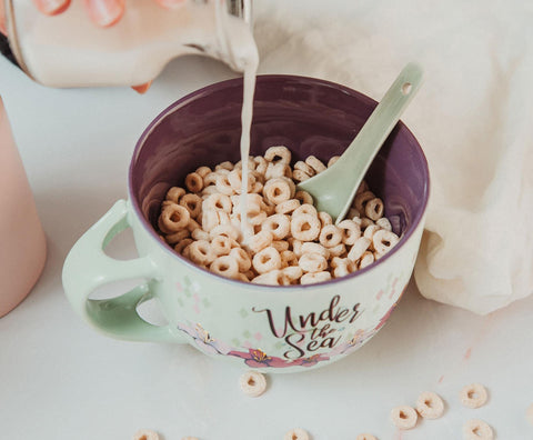 Toynk 24oz coffee mug doubles as a bowl for snacks and treats