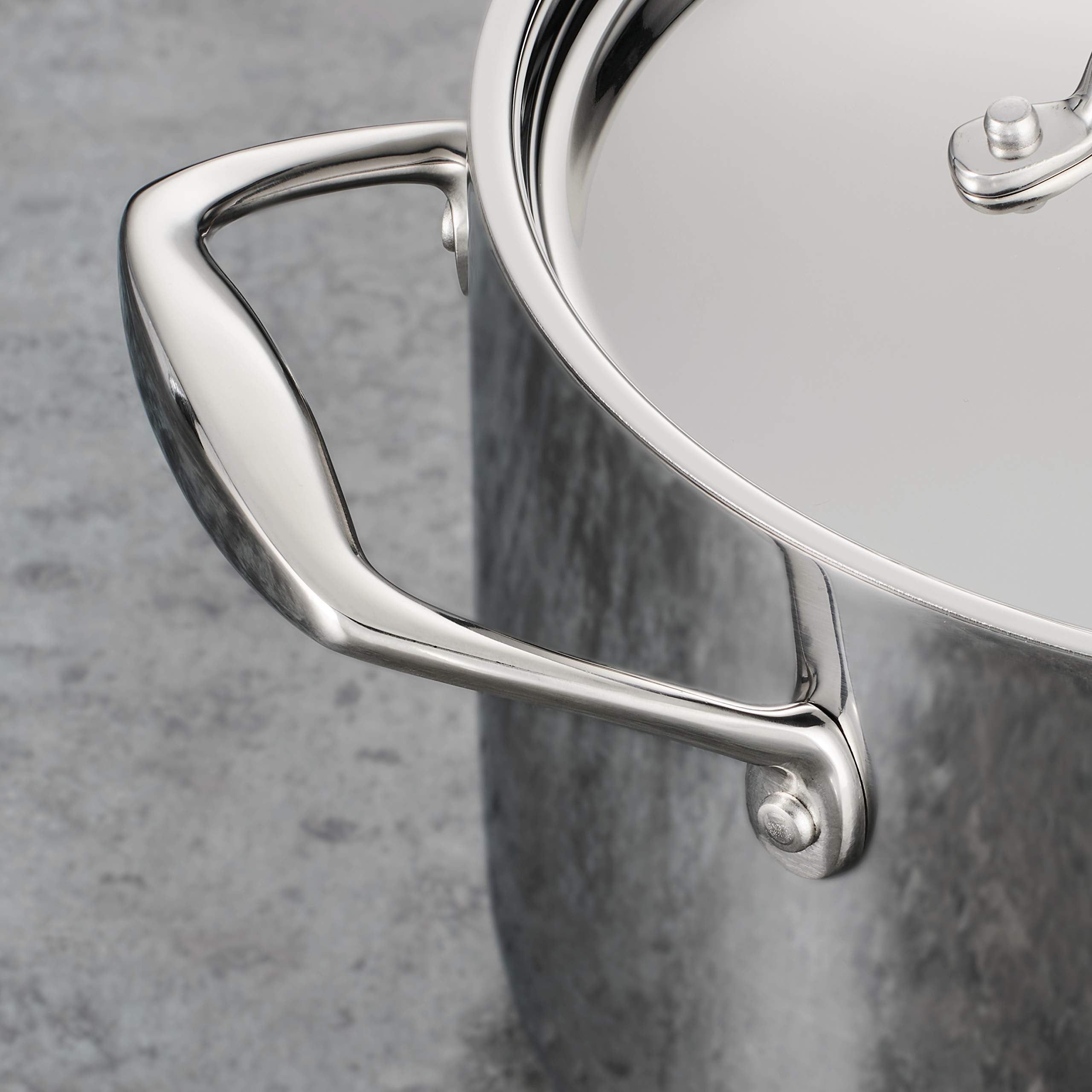 Tramontina Signature dishwasher-safe exterior for easy cleanup