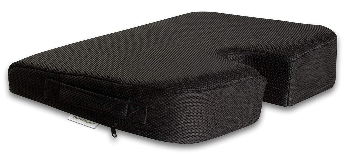 TravelMate cushion front view showing ergonomic contour for long drives and desk work