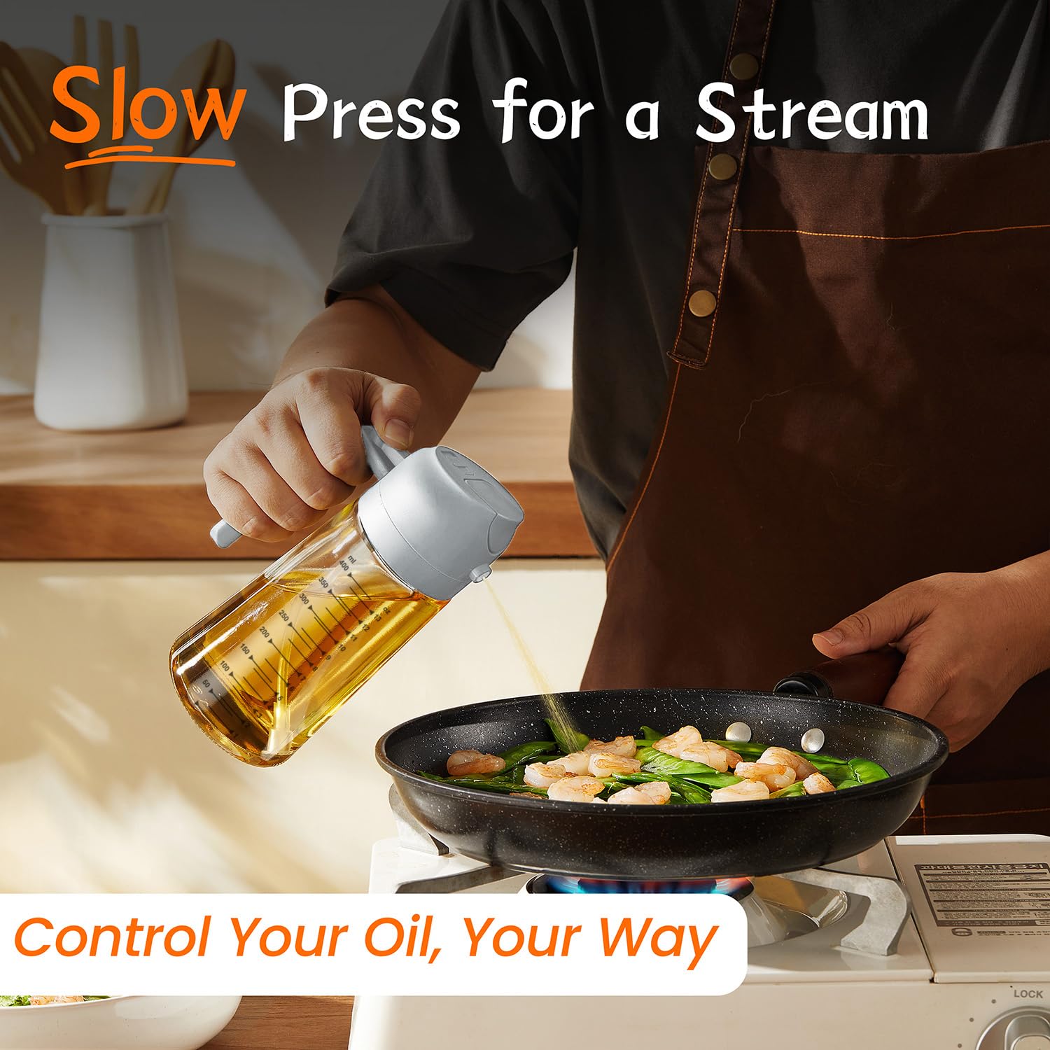 TrendPlain 2-in-1 dispenser combines spray and pour for versatile use.