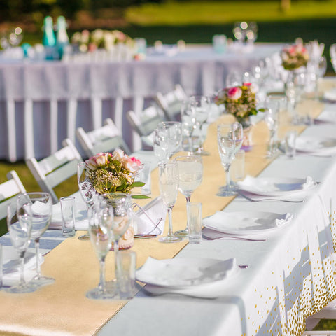 Tudomro waterproof tablecloth protects surfaces from spills.