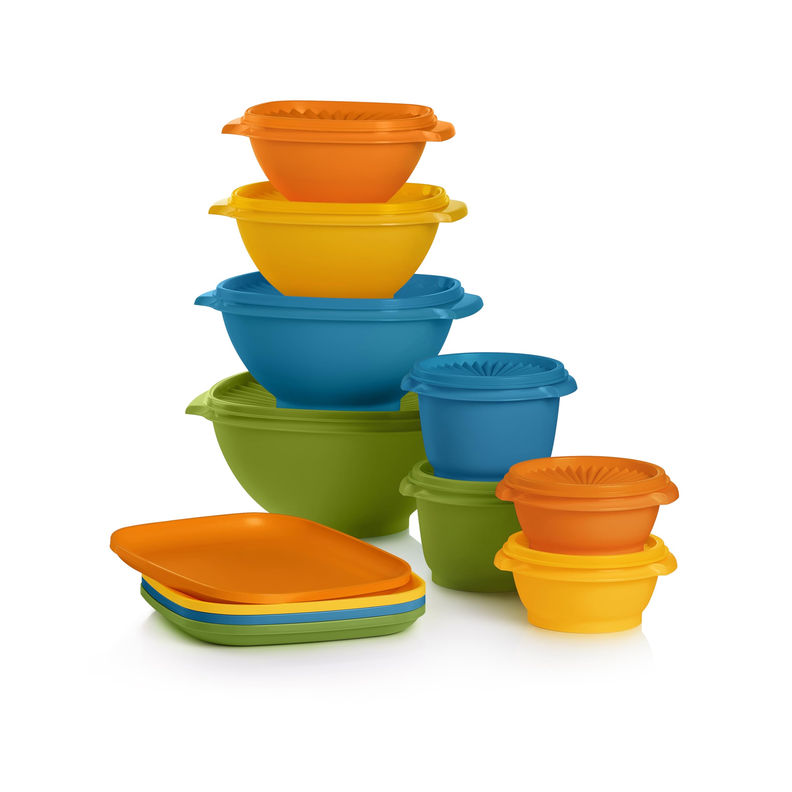 Tupperware Heritage Retro plates front view for easy serving