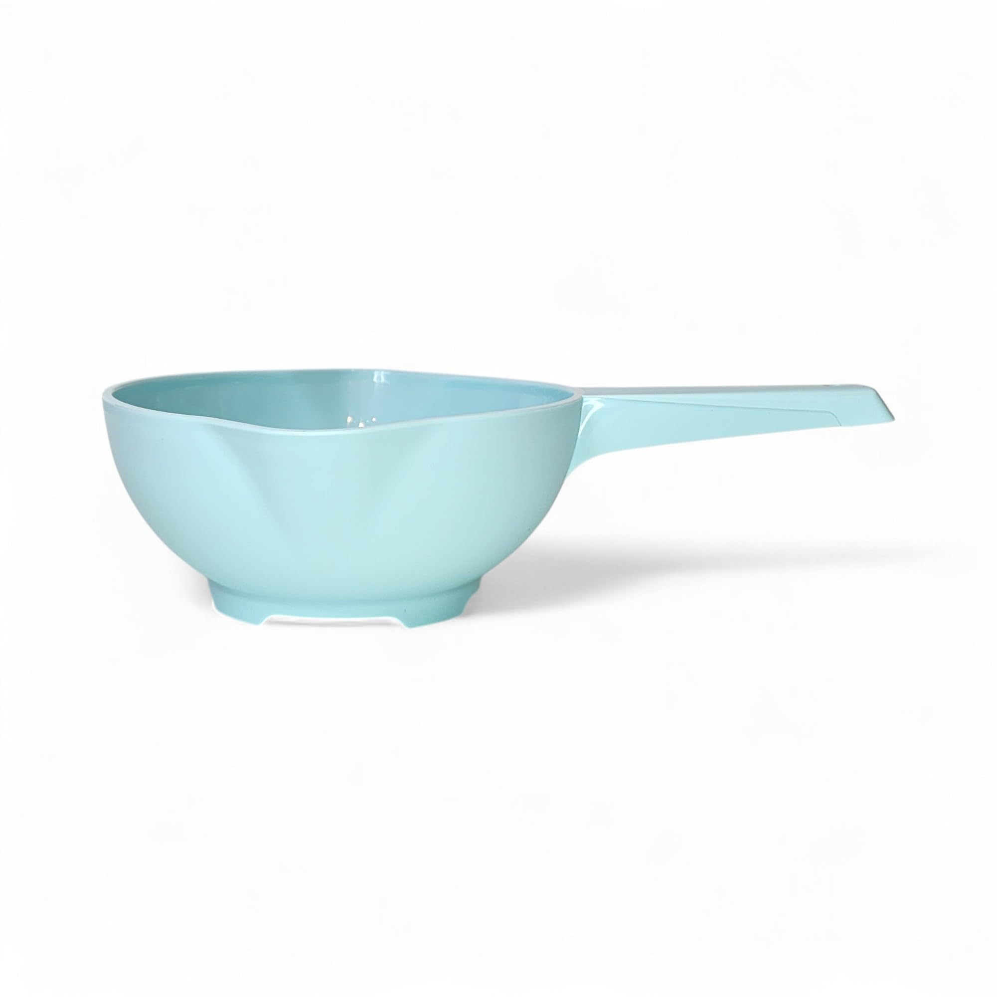 Tupperware 1-quart colander helps rinse and strain small batches