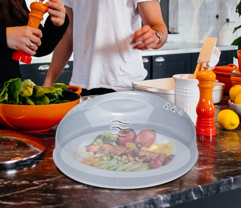 Tusjiain dishwasher-safe cover for quick cleaning after cooking and reheating.