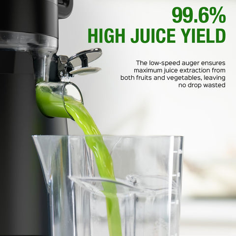 TUUMIIST easy-clean brush enables a fast, thorough clean after juicing.