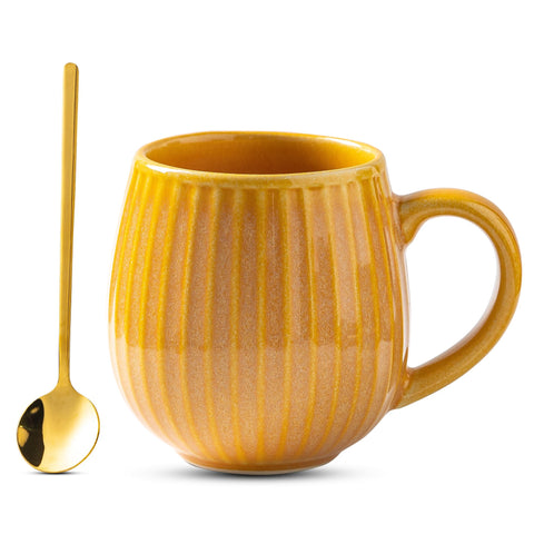 Tvvtuww ceramic mug in brilliant yellow with a gold spoon for everyday coffee.