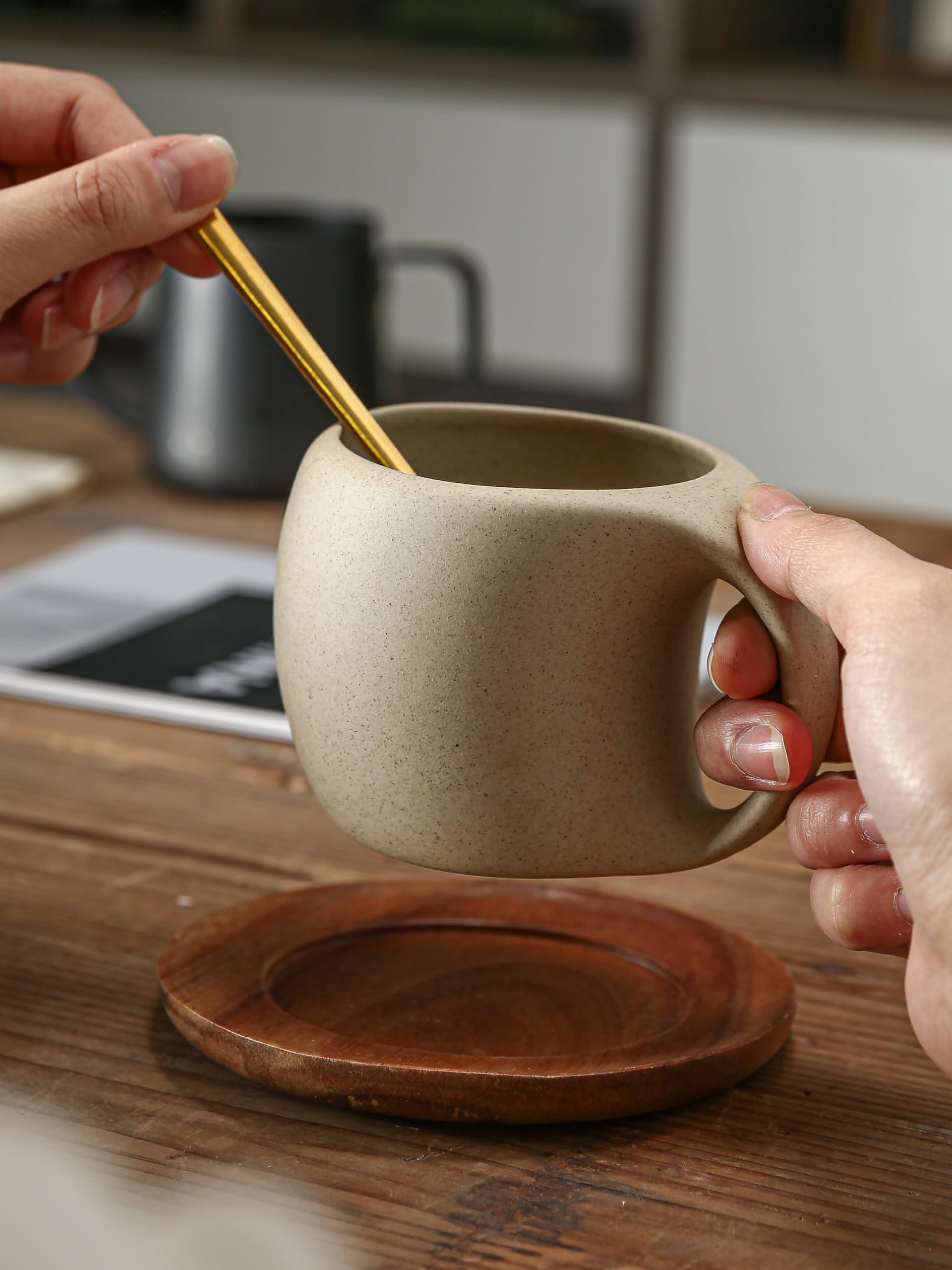 Tvvtuww unglazed porcelain mug delivers a comfortable touch and style.