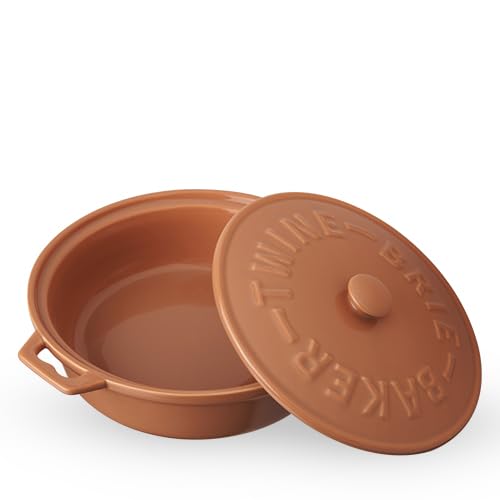 Twine brie baking set offers vintage style and practicality as a gift.