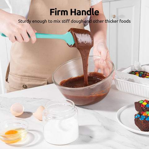 U-Taste dishwasher-safe spatula cleans quickly after cooking.
