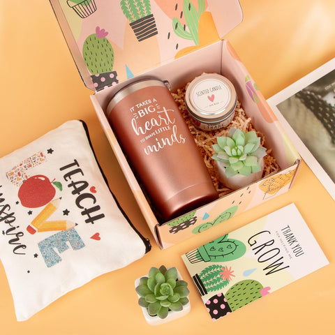 UAREHIBY cosmetic bag for teachers offers easy on-the-go organization