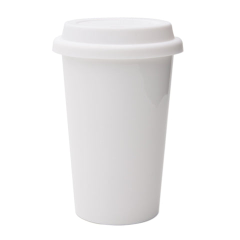 UDMG travel cup with lid and sleeve for spill-free on-the-go coffee