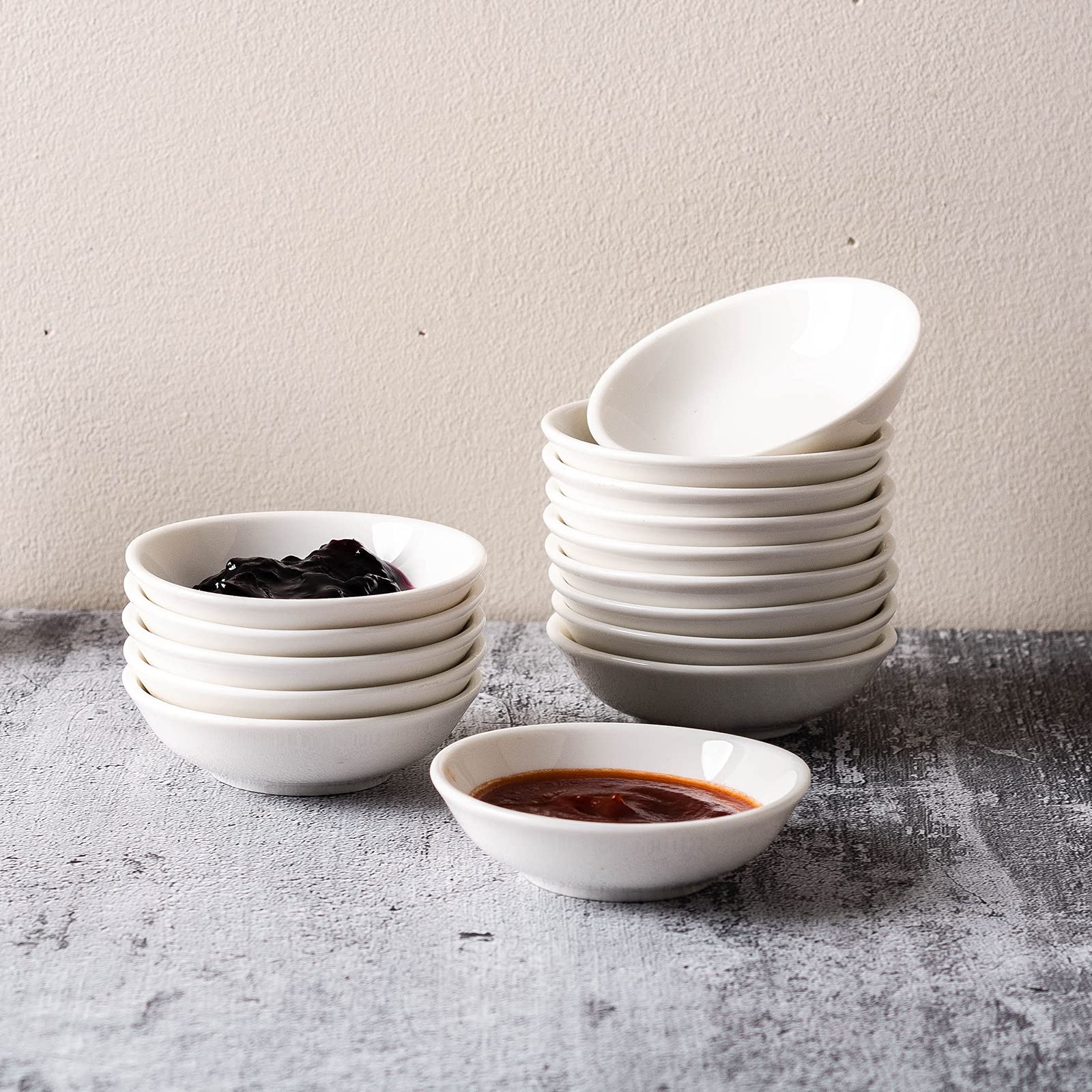 UIBFCWN microwave and freezer safe dipping bowls for versatile serving.