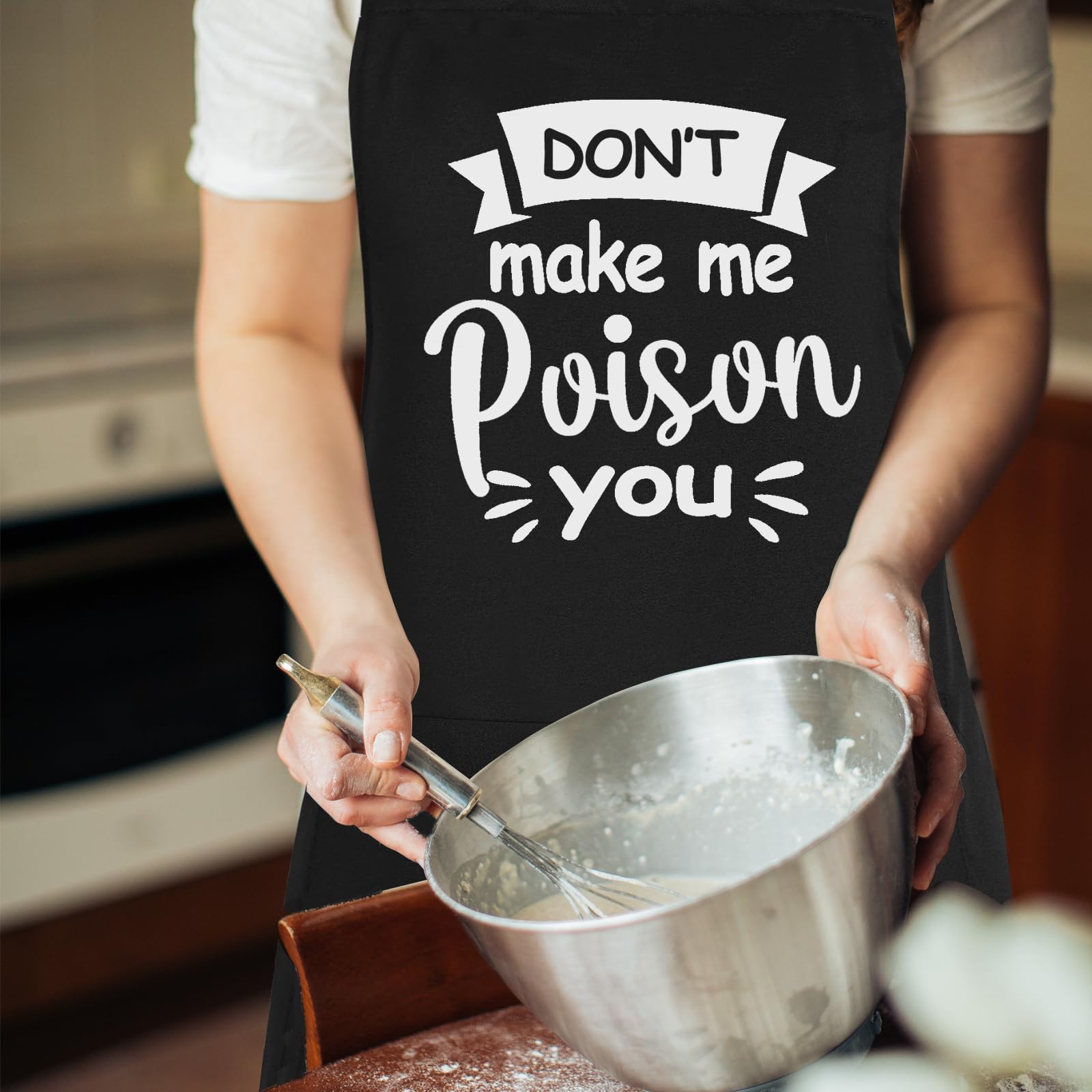 Uiycolk soft polyester apron keeps you comfortable during long cooking sessions.